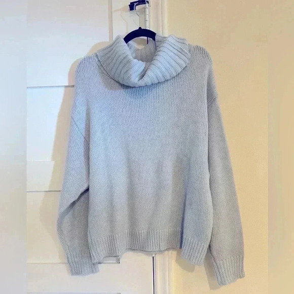 UGG Light Blue Lylah Rollneck Wool Sweater with shimmer Size Small NWT - Picture 1 of 5